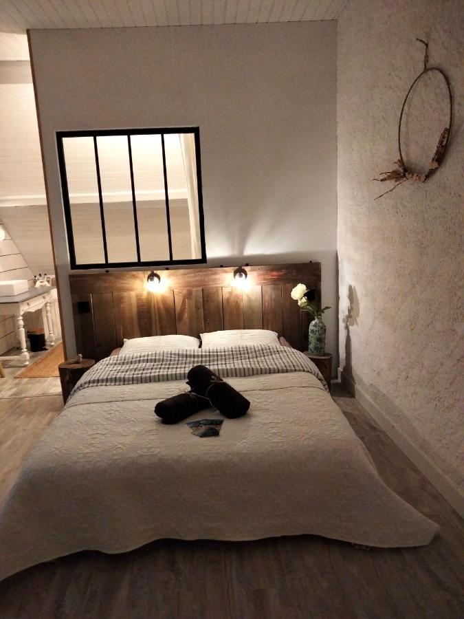 Chambre Telma 2 Pers Avec Piscine "Mon Lit Au Pre" Couples Ou Femmes Seulement Pontours Eksteriør billede